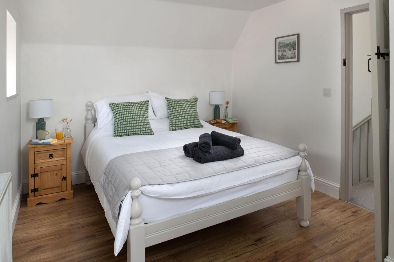 The Milking Parlour Villa Malmesbury Exterior photo